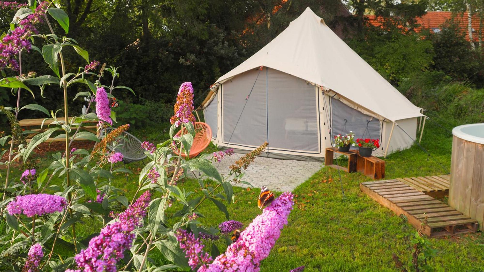 Bell Tent In Een Voedselbos Nederweert-Eind المظهر الخارجي الصورة